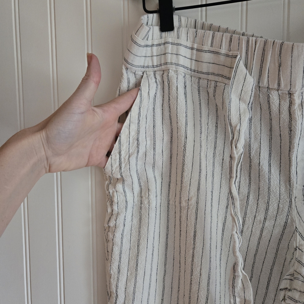 Land N Sea Womens White And Gray Stripe Linen Blend Crop Pant - Picture 4 of 10